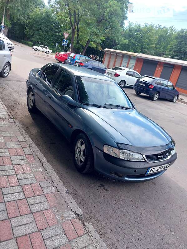 Седан Opel Vectra 1998 в Кам'янському