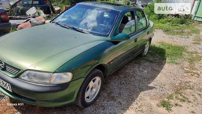 Седан Opel Vectra 1996 в Немирові