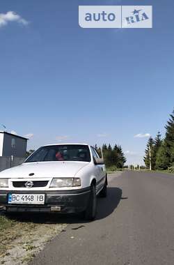 Седан Opel Vectra 1990 в Пустомитах
