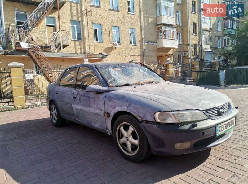 Седан Opel Vectra 1997 в Чернигове