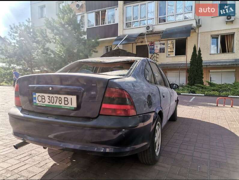 Седан Opel Vectra 1997 в Чернигове