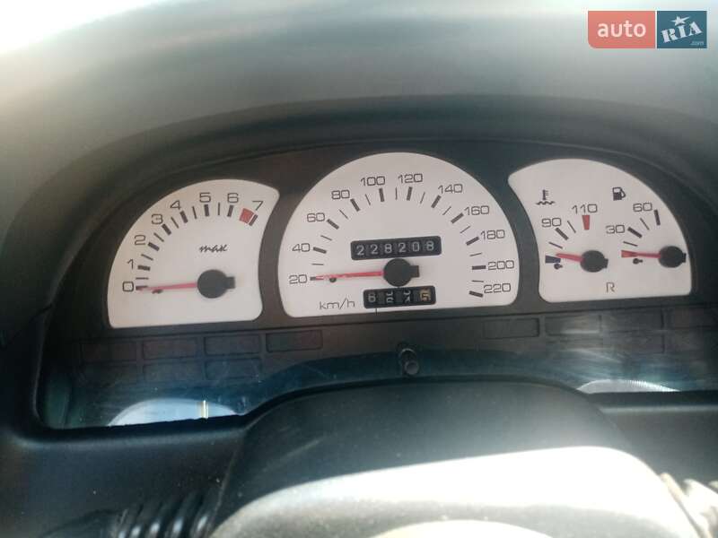 Лифтбек Opel Vectra 1989 в Грушовке