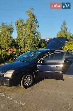 Лифтбек Opel Vectra 2005 в 