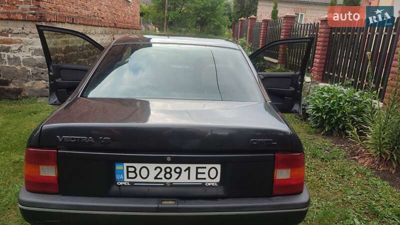 Седан Opel Vectra 1990 в Подгайцах фото 10 Седан Opel Vectra 1990 в Подгайцах