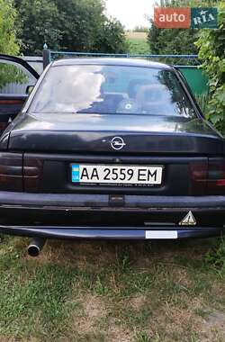 Седан Opel Vectra 1993 в 