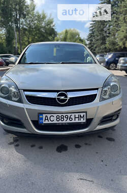 Седан Opel Vectra 2008 в Луцке