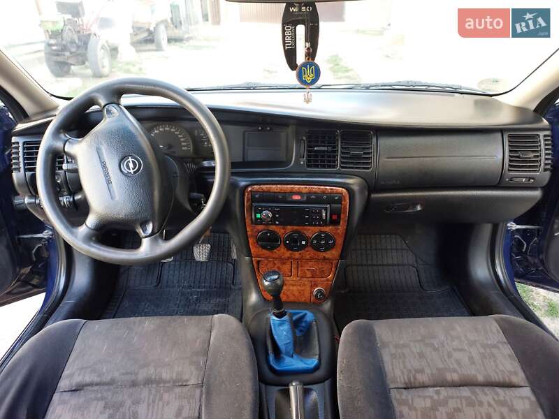 Седан Opel Vectra 1999 в Мельниці-Подільській фото 2 Седан Opel Vectra 1999 в Мельниці-Подільській