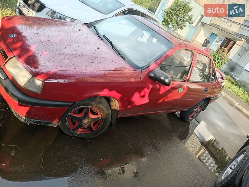 Седан Opel Vectra 1989 в Калуше