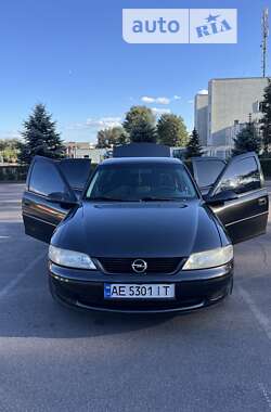 Седан Opel Vectra 2000 в Кам'янському