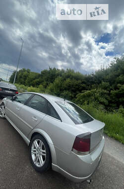 Лифтбек Opel Vectra 2002 в 