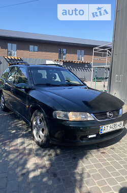 Универсал Opel Vectra 2001 в Надворной