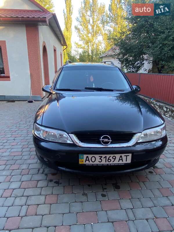 Универсал Opel Vectra 2001 в Тернополе
