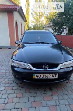 Універсал Opel Vectra 2001 в Тернополі