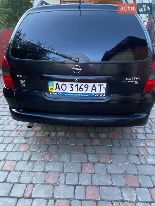 Универсал Opel Vectra 2001 в Тернополе