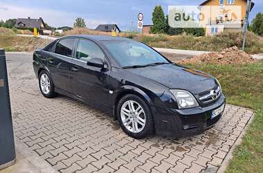 Лифтбек Opel Vectra 2004 в Добромиле