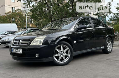 Седан Opel Vectra 2004 в Киеве