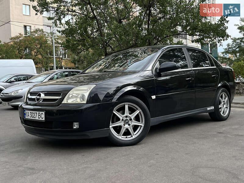 Седан Opel Vectra 2004 в Києві