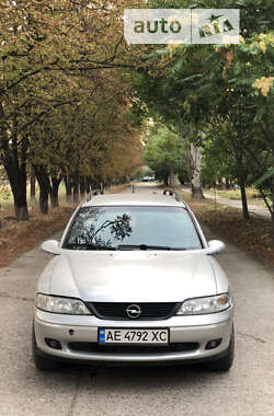 Универсал Opel Vectra 1999 в Кривом Роге