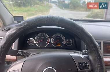 Седан Opel Vectra 2005 в 