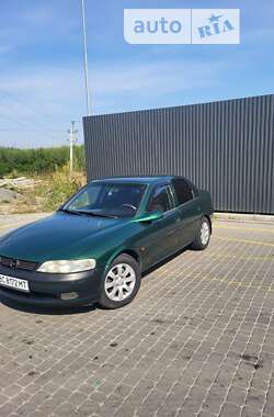 Седан Opel Vectra 1996 в Винниках