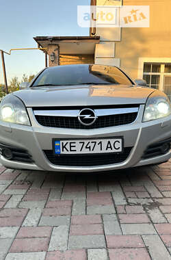 Седан Opel Vectra 2008 в Днепре