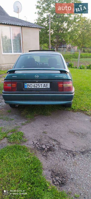 Седан Opel Vectra 1995 в Золочеве