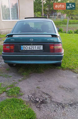 Седан Opel Vectra 1995 в 
