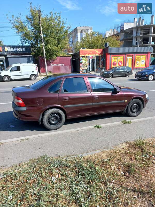 Седан Opel Vectra 1996 в Кропивницькому