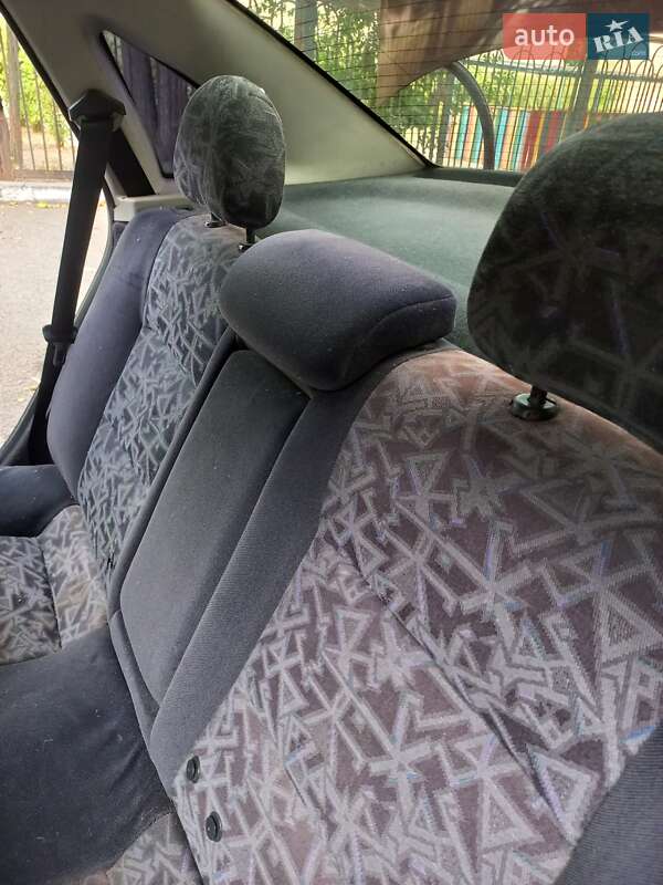 Седан Opel Vectra 1996 в Кропивницькому