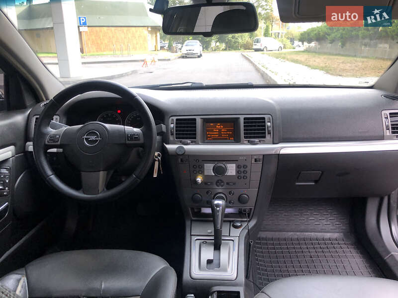 Седан Opel Vectra 2008 в Киеве