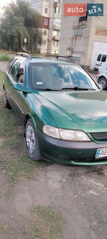 Универсал Opel Vectra 1997 в Апостолово
