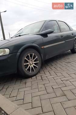 Седан Opel Vectra 1998 в 