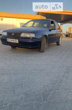 Лифтбек Opel Vectra 1990 в Любомле