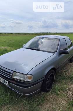 Седан Opel Vectra 1989 в Гощі