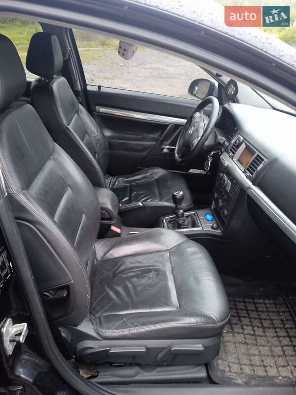 Універсал Opel Vectra 2006 в Зенькові