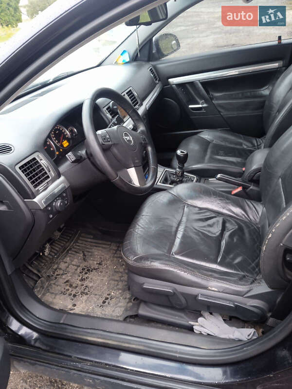Універсал Opel Vectra 2006 в Зенькові