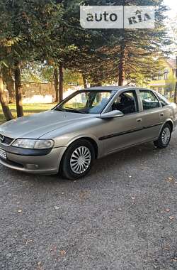 Ліфтбек Opel Vectra 1997 в Сколе