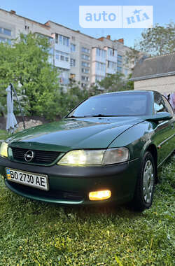 Седан Opel Vectra 1996 в Тернополі