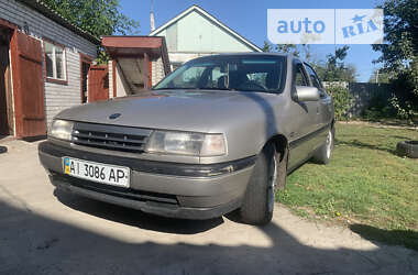 Лифтбек Opel Vectra 1993 в Узине