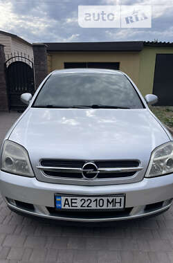 Седан Opel Vectra 2004 в Днепре