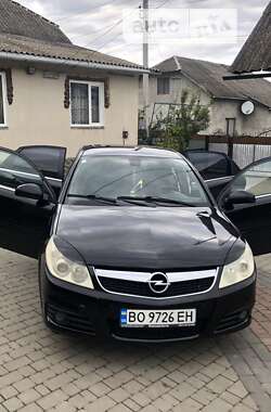 Седан Opel Vectra 2008 в Борщеве