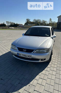 Ліфтбек Opel Vectra 2001 в Сокалі