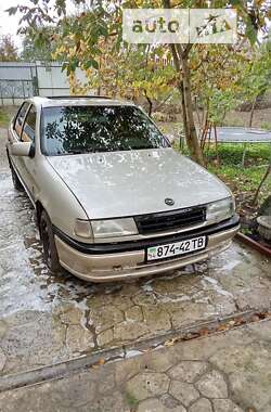 Седан Opel Vectra 1995 в Львове