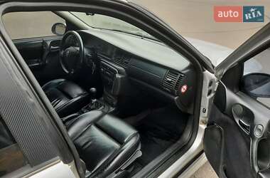 Седан Opel Vectra 1999 в 