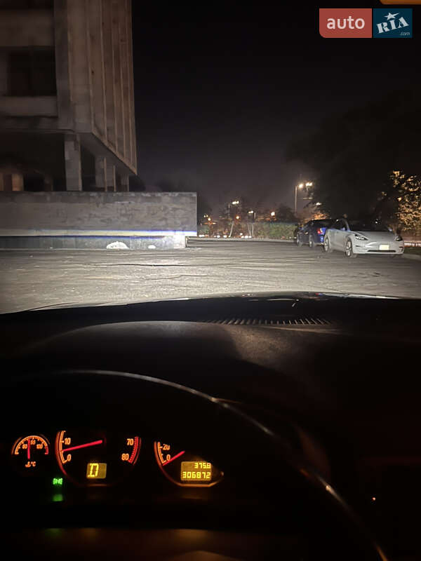 Седан Opel Vectra 2007 в Киеве