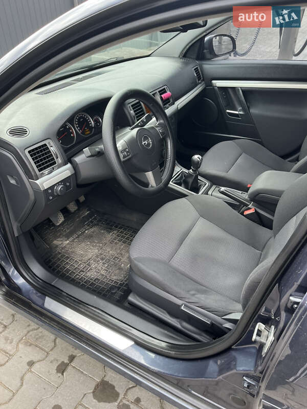 Седан Opel Vectra 2007 в Тернополе