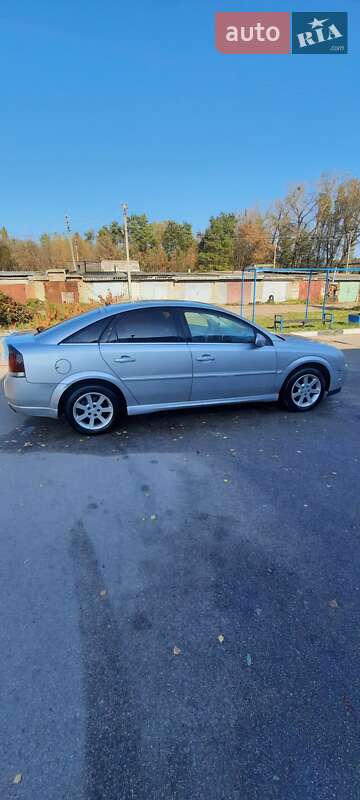 Ліфтбек Opel Vectra 2003 в Коростені