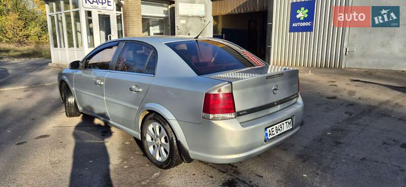 Седан Opel Vectra 2007 в Кривом Роге