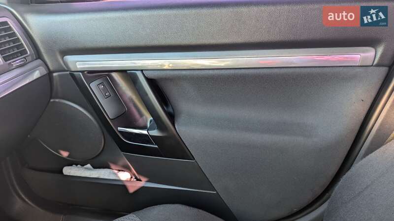 Седан Opel Vectra 2006 в Запорожье
