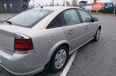 Седан Opel Vectra 2006 в Любарі